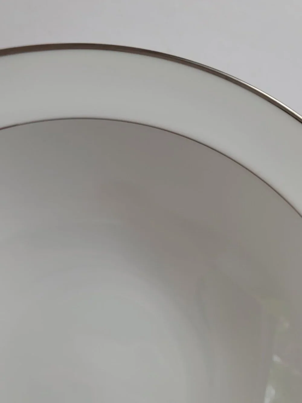 Style House Fine China Wedding Band Serving Bowl White Platinum Ring & Trim